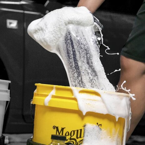 Meguiar's Hybrid Ceramic Wash and Wax 1.42L